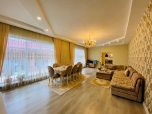 qirmizi fasadli villa, -12