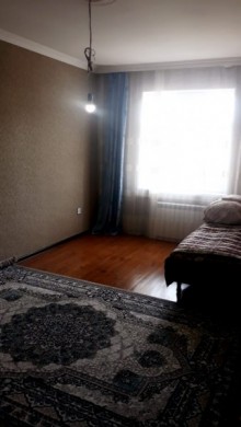 Satılır Köhnə Tikili, Xətai.r, Əhmədli, Əhmədli.m-2
