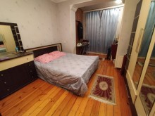 Satılır Köhnə Tikili, Sabunçu.r, Bakıxanov-7