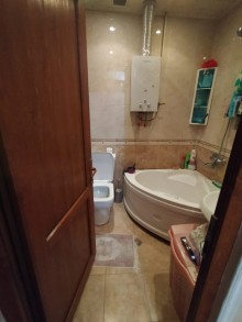 Satılır Köhnə Tikili, Sabunçu.r, Bakıxanov-10