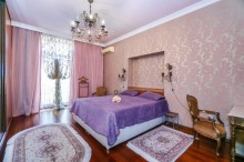 Satılır Yeni Tikili, Nəsimi.r, 28 May.m-9