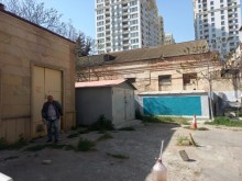 Satılır Torpaq, Yasamal.r, Elmlər Akademiyası.m-3