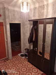 Satılır Köhnə Tikili, Binəqədi.r, 7-ci mikrorayon, Azadlıq.m-9