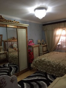 Satılır Köhnə Tikili, Nizami.r-11