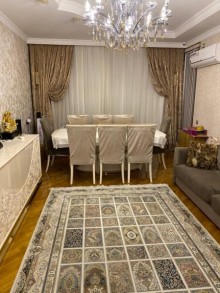 Satılır Yeni Tikili, Nəsimi.r, 1-ci mikrorayon-14