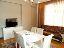 Satılır Yeni Tikili, Yasamal.r, Elmlər Akademiyası.m-2