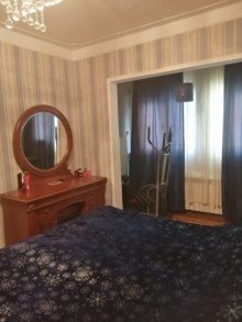 Satılır Köhnə Tikili, Suraxanı.r, Yeni Günəşli, Xalqlar Dostluğu m..m-6