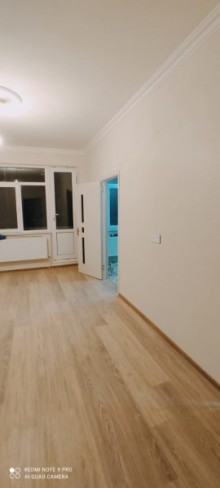 Satılır Köhnə Tikili, Nəsimi.r, 4-cü mikrorayon, Memar Əcəmi.m-1