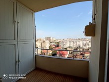 Satılır Yeni Tikili, Binəqədi.r, 8-ci mikrorayon, Azadlıq.m-7