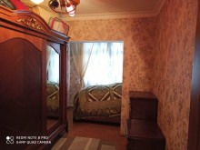 Satılır Köhnə Tikili, Binəqədi.r, 9-cu mikrorayon, Nəsimi.m-3