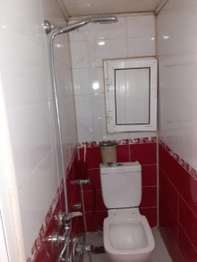 Satılır Köhnə Tikili, Nəsimi.r, 4-cü mikrorayon, Memar Əcəmi.m-6