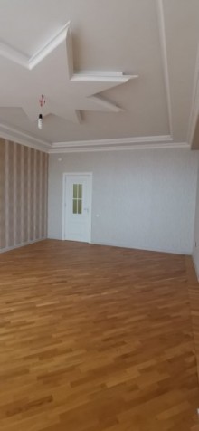 Satılır Yeni Tikili, Nəsimi.r, 4-cü mikrorayon, Memar Əcəmi.m-11