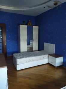 Kirayə (Aylıq) Yeni Tikili, Yasamal.r, Elmlər Akademiyası.m-6