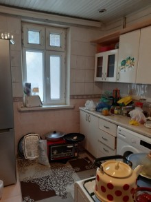 Satılır Köhnə Tikili, Səbail.r, Badamdar-8