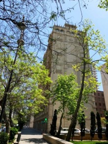 Satılır Köhnə Tikili, Nəsimi.r, 28 May.m-2