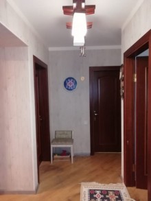 Satılır Köhnə Tikili, Nəsimi.r, 28 May.m-16