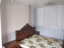 Kirayə (Aylıq) Köhnə Tikili, Binəqədi.r, 8-ci mikrorayon, Azadlıq.m-10