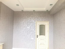 Satılır Yeni Tikili, Binəqədi.r, 7-ci mikrorayon, Azadlıq.m-10