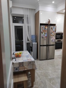 Satılır Yeni Tikili, Səbail.r, Badamdar, Elmlər Akademiyası.m-14