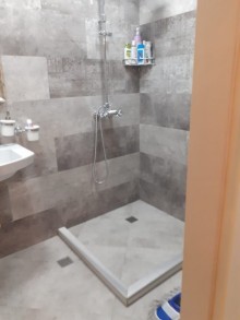 Satılır Köhnə Tikili, Nəsimi.r-15