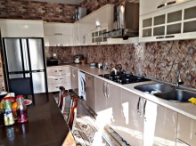 Satılır Həyət evi, Səbail.r, Badamdar-14