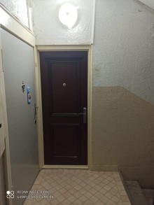 Satılır Köhnə Tikili, Binəqədi.r, 8-ci mikrorayon, Azadlıq.m-9