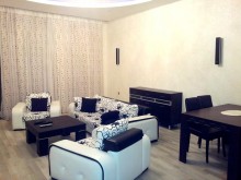 Kirayə (Aylıq) Yeni Tikili, Yasamal.r, Elmlər Akademiyası.m-3