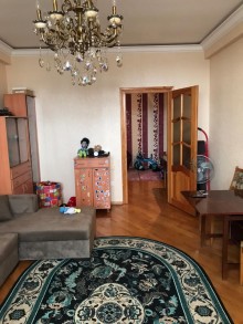 Satılır Yeni Tikili, Xətai.r, Əhmədli, Həzi Aslanov.m-2