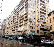 Satılır Yeni Tikili, Səbail.r, Badamdar, Elmlər Akademiyası.m-1