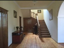 novxanida satilan heyet evi, -3