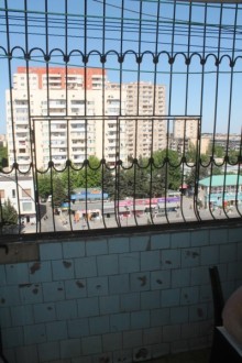 Satılır Köhnə Tikili, Nizami.r, Xalqlar Dostluğu m..m-14