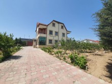Merdekan qesebesi 28 may kucesi, “Ferid” marketin arxasinda bağ evi, -3