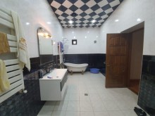 Merdekan qesebesi 28 may kucesi, “Ferid” marketin arxasinda bağ evi, -5