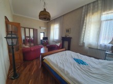 Merdekan qesebesi 28 may kucesi, “Ferid” marketin arxasinda bağ evi, -15