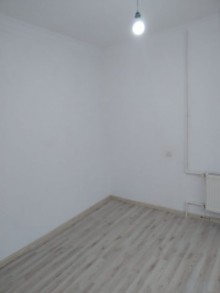 Satılır Köhnə Tikili, Suraxanı.r, Qaraçuxur-2