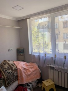 Satılır Köhnə Tikili, Sabunçu.r, Bakıxanov-3