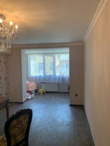 Satılır Köhnə Tikili, Sabunçu.r, Bakıxanov-6