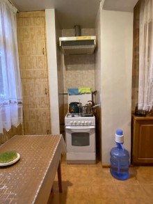 Satılır Köhnə Tikili, Sabunçu.r, Bakıxanov-11