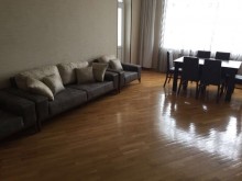 Kirayə (Aylıq) Yeni Tikili, Yasamal.r, Elmlər Akademiyası.m-3