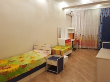 Satılır Yeni Tikili, Xətai.r, 28 May.m-7