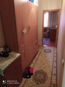 Satılır Köhnə Tikili, Binəqədi.r, 7-ci mikrorayon, Dərnəgül.m-5