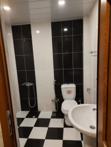 Satılır Yeni Tikili, Binəqədi.r, 6-cı mikrorayon, Nəsimi.m-8