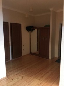 Satılır Yeni Tikili, Nəsimi.r-8