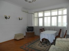 Kirayə (Aylıq) Yeni Tikili, Yasamal.r, Elmlər Akademiyası.m-2