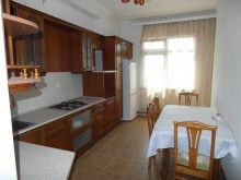 Kirayə (Aylıq) Yeni Tikili, Yasamal.r, Elmlər Akademiyası.m-7