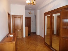 Kirayə (Aylıq) Yeni Tikili, Yasamal.r, Elmlər Akademiyası.m-8