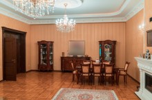 Satılır Həyət evi, Yasamal.r, Yasamal, İnşaatçılar.m-8