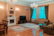 Satılır Həyət evi, Yasamal.r, Yasamal, İnşaatçılar.m-9