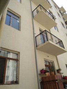Satılır Yeni Tikili, Xırdalan.ş-1