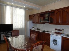 Kirayə (Aylıq) Yeni Tikili, Nəsimi.r, 28 May.m-7